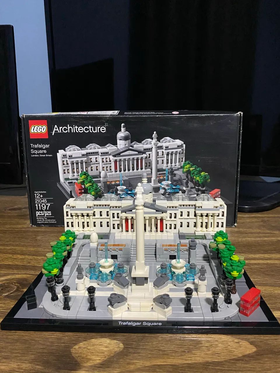 Lego Architecture 21045 Trafalgar Square