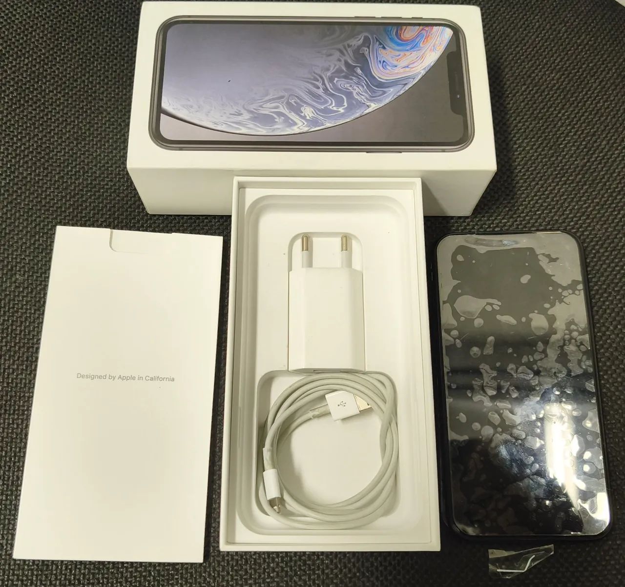iPhone XR 