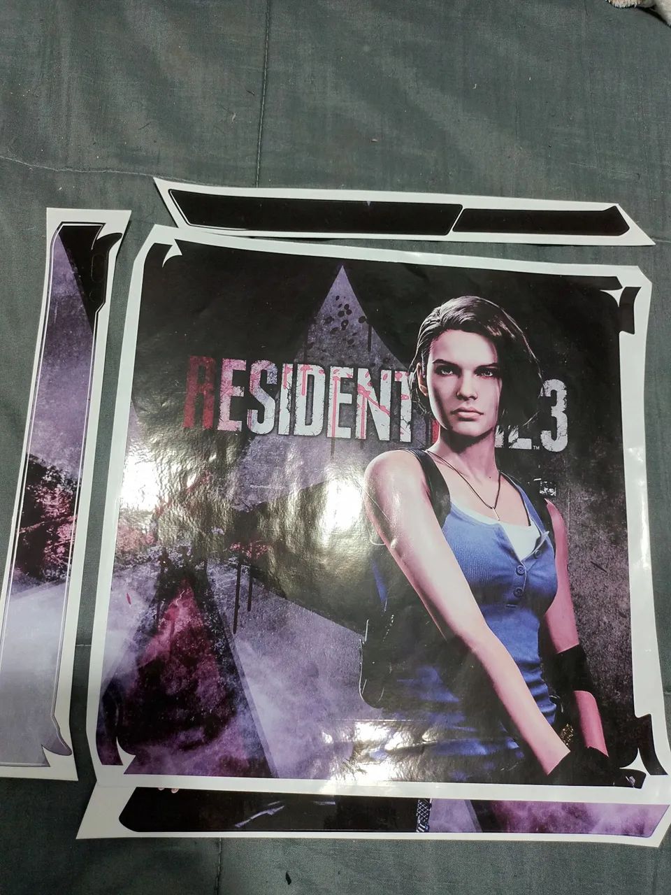 Skins ps4 slim resident 3 remake - Foto 2