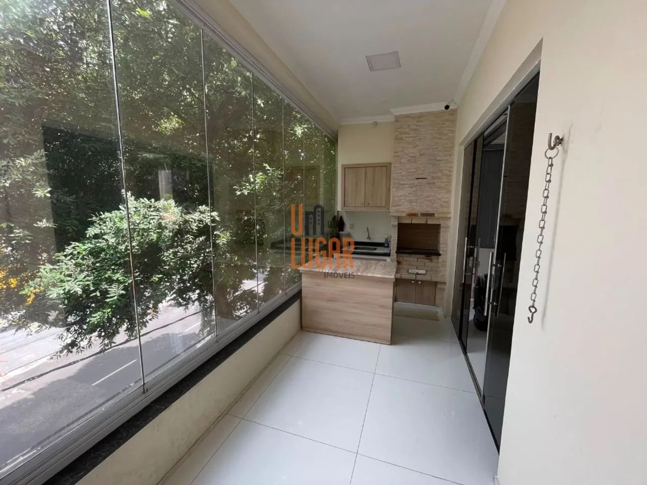 Um Lugar Imóveis Aluga: Apartamento com 2 suítes e vaga de garagem na Av. Serzedelo Correa - Foto 7