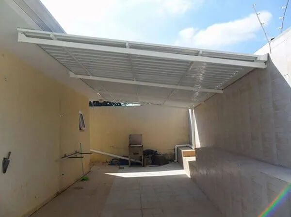 Coberturas e serralheria em geral 