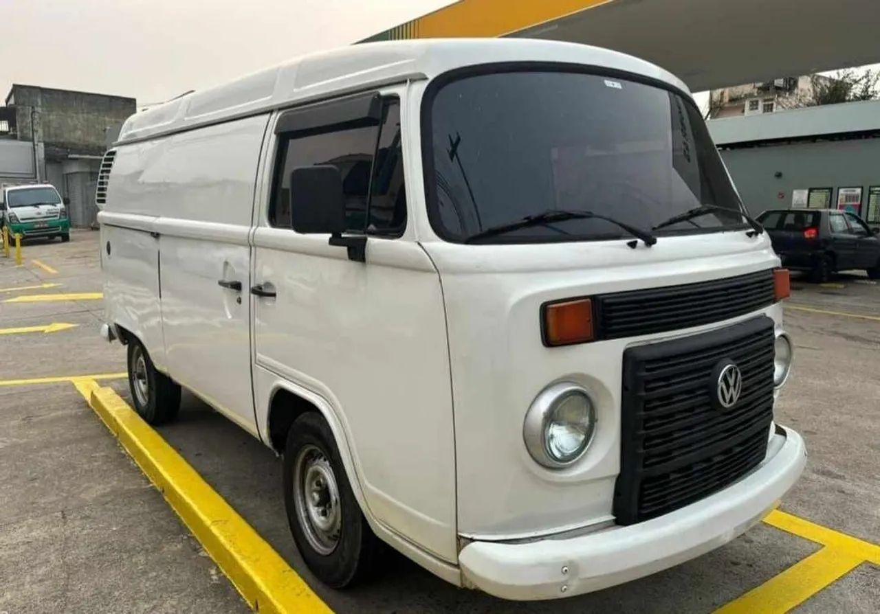 Volkswagen Kombi Kombi Furgão 1.4 Mi Total Flex 8V 2013