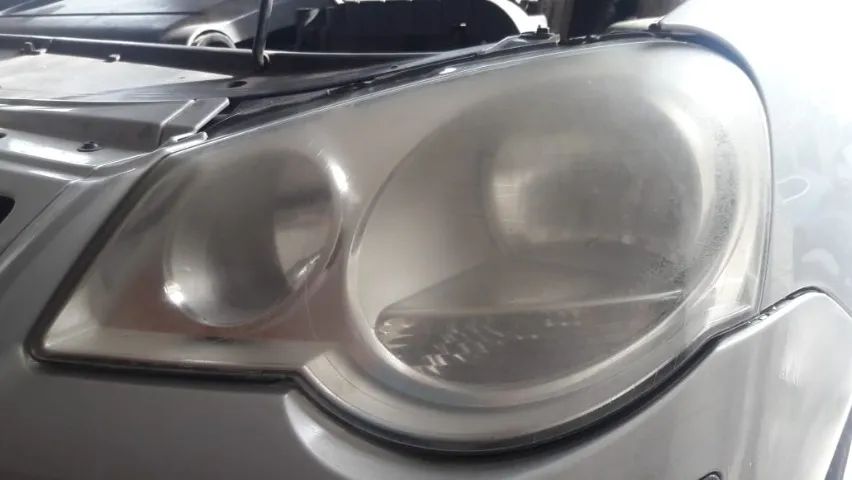 Polimento de Farol - Foto 4