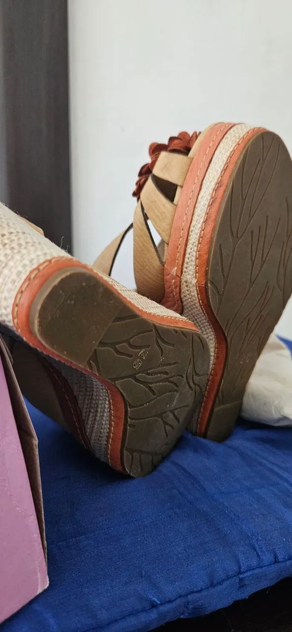 Sapato de couro legítimo novo, OPORTUNIDADE IMPERDÍVEL,  barato para vender logo. - Foto 5