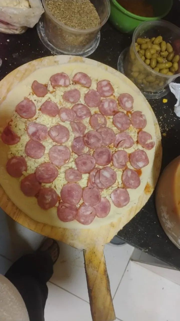 Pizzas prontas, para pizzarias, lanchonetes e eventos já recheada só no ponto de assar  - Foto 4