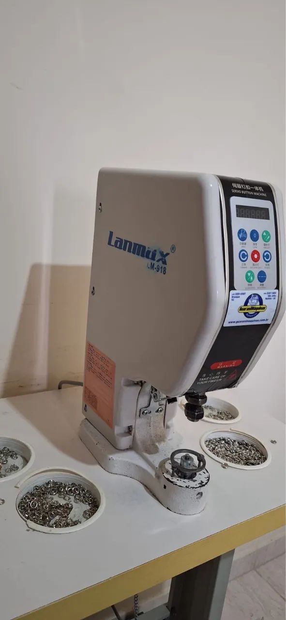 Máquina de Ilhós com painél eletrônico Lanmax LM-918 - 220V - Foto 2