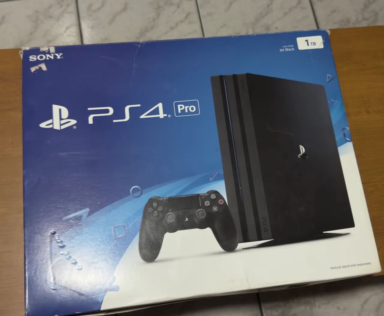 Vendo PS4 pro de 1 TB.  - Foto 3