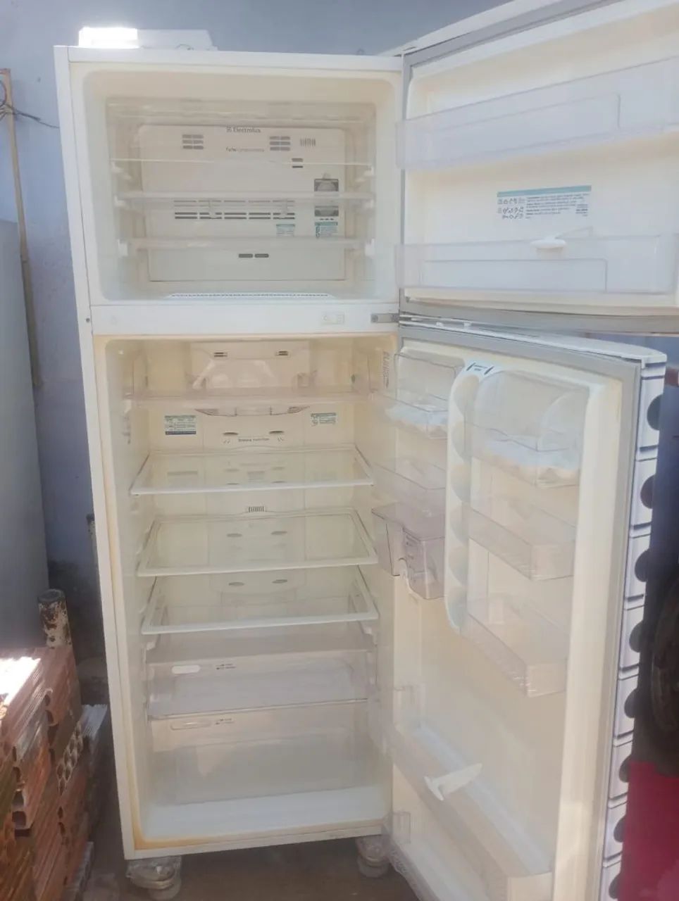 Geladeira Eletrolux df45 