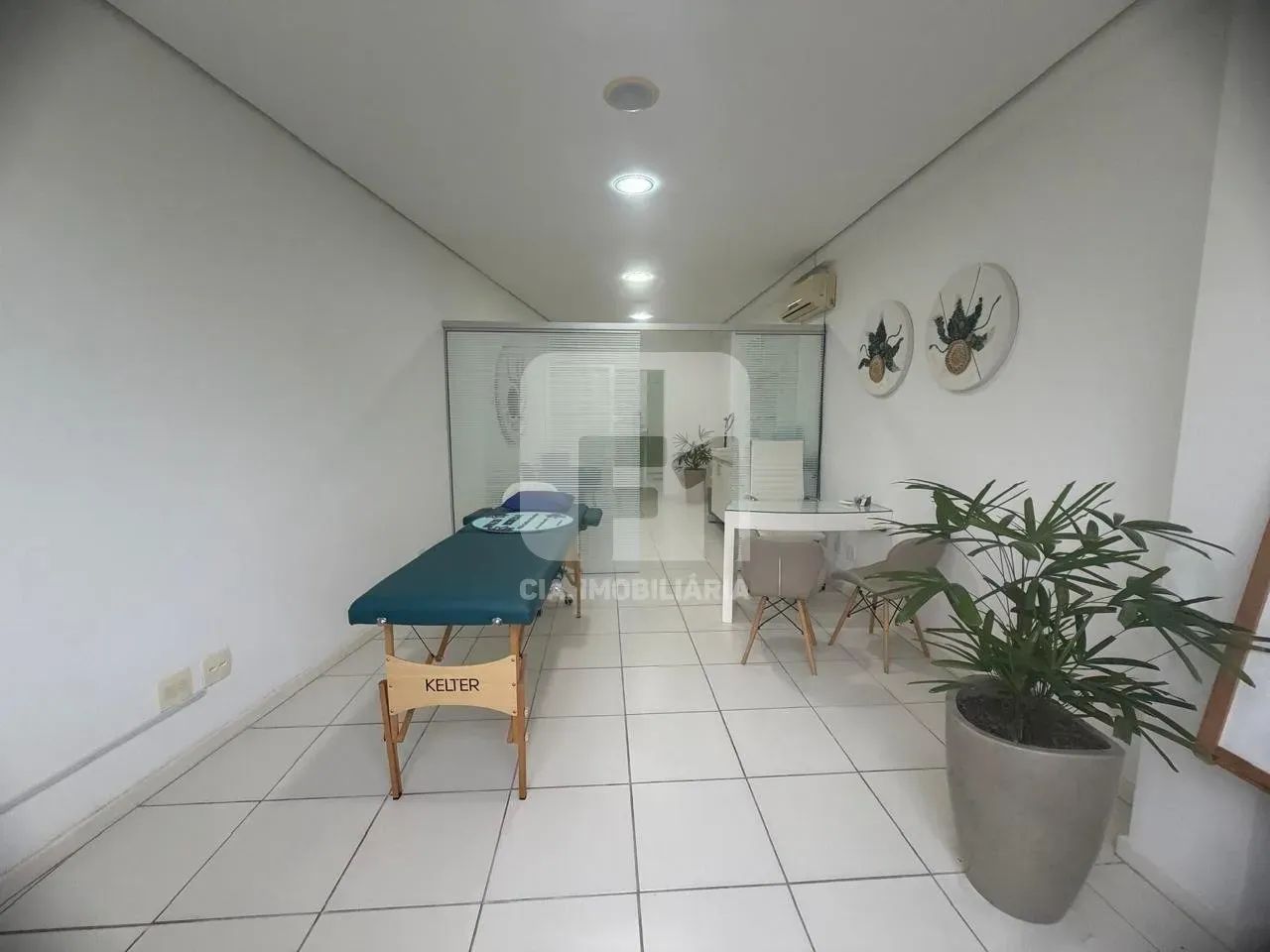 Sala comercial à venda no Bairro Córrego Grande - Foto 3