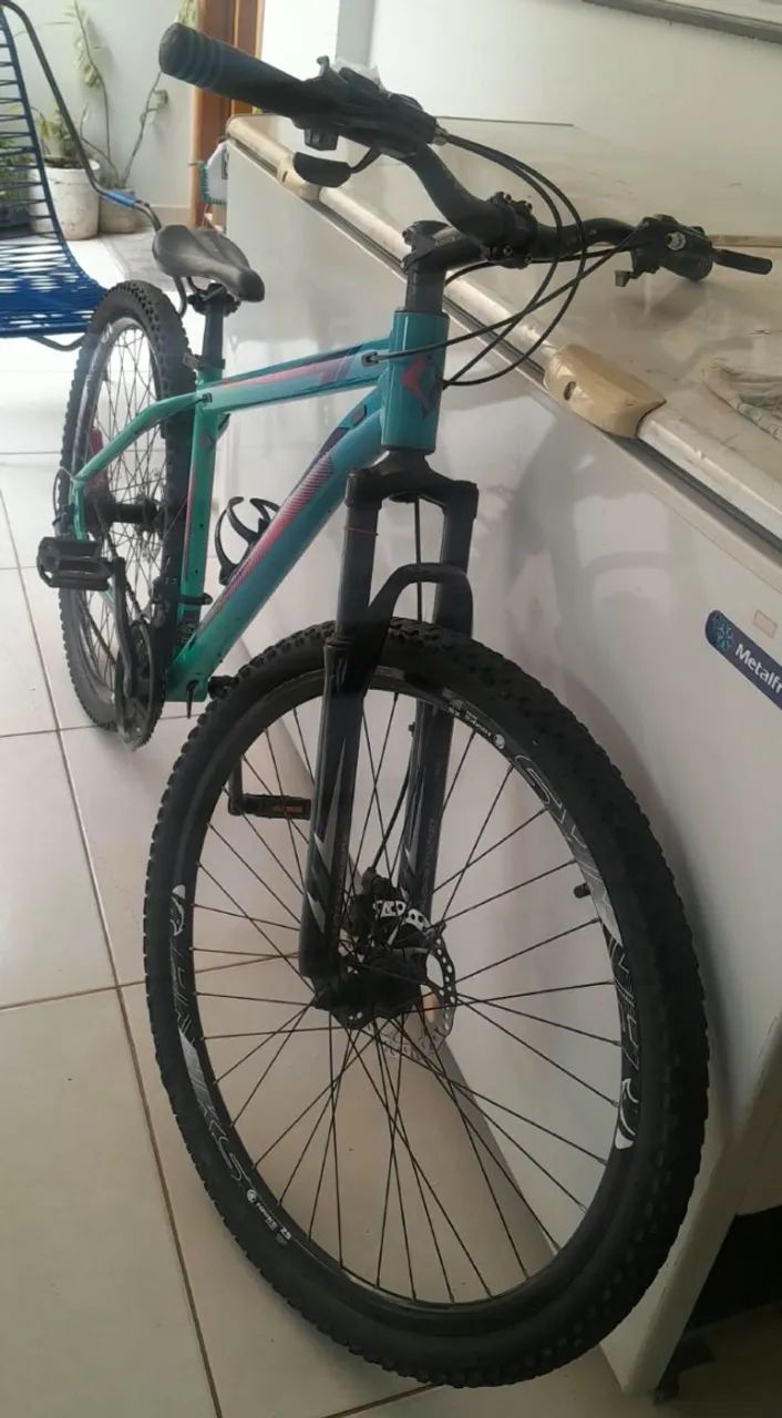 Bicicleta First Aro 29 Semi Nova - Foto 2