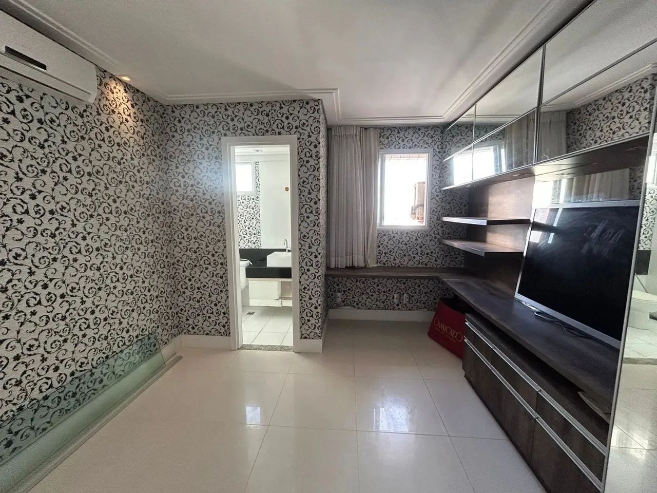 APARTAMENTO À VENDA NA PONTA DO FAROL, ANDAR ALTO 3 SUITES - Foto 3