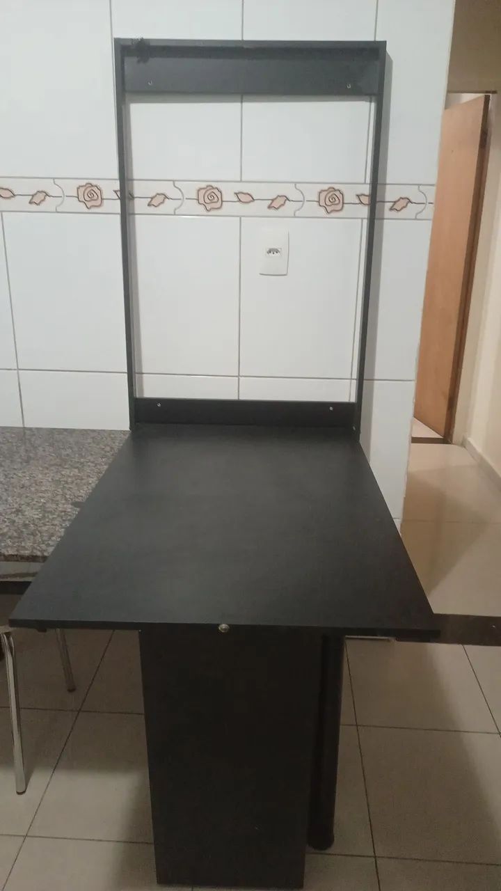 Mesa retrátil usada - Foto 4