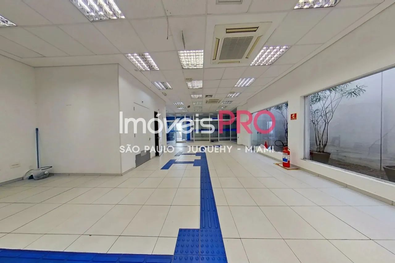 Oportunidade Única: Prédio Comercial em Moema com Zoneamento ZEU - Foto 12