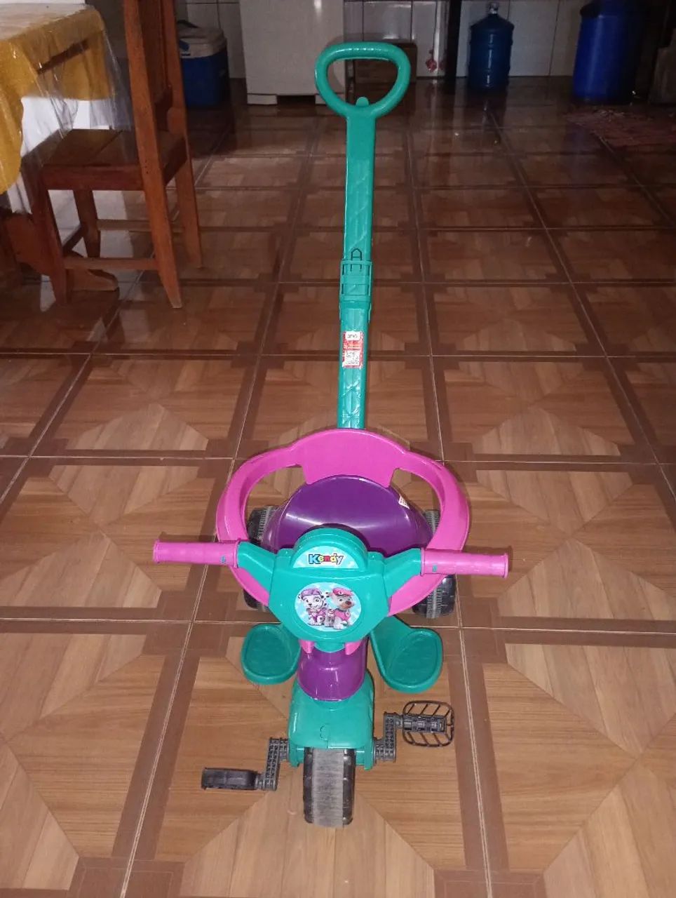 Vendo triciclo infantil  - Foto 3