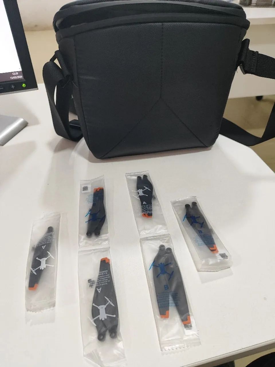 Bolsa + hélices originais DJI Mini 4 Pro