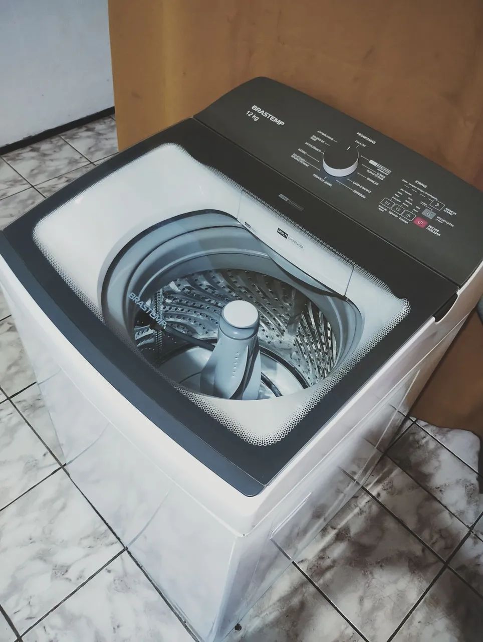 Máquina de lavar Brastemp 12 kg.