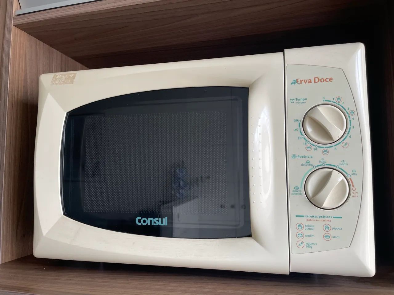 Microondas Consul 18 L
