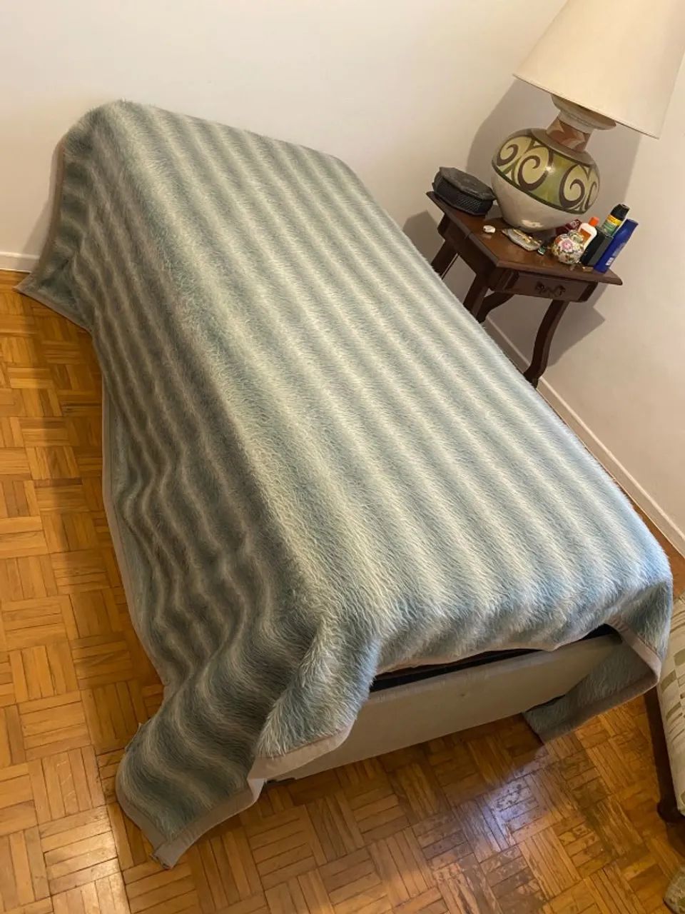 Cobertor Cinza marca Randi - King Size - dupla face