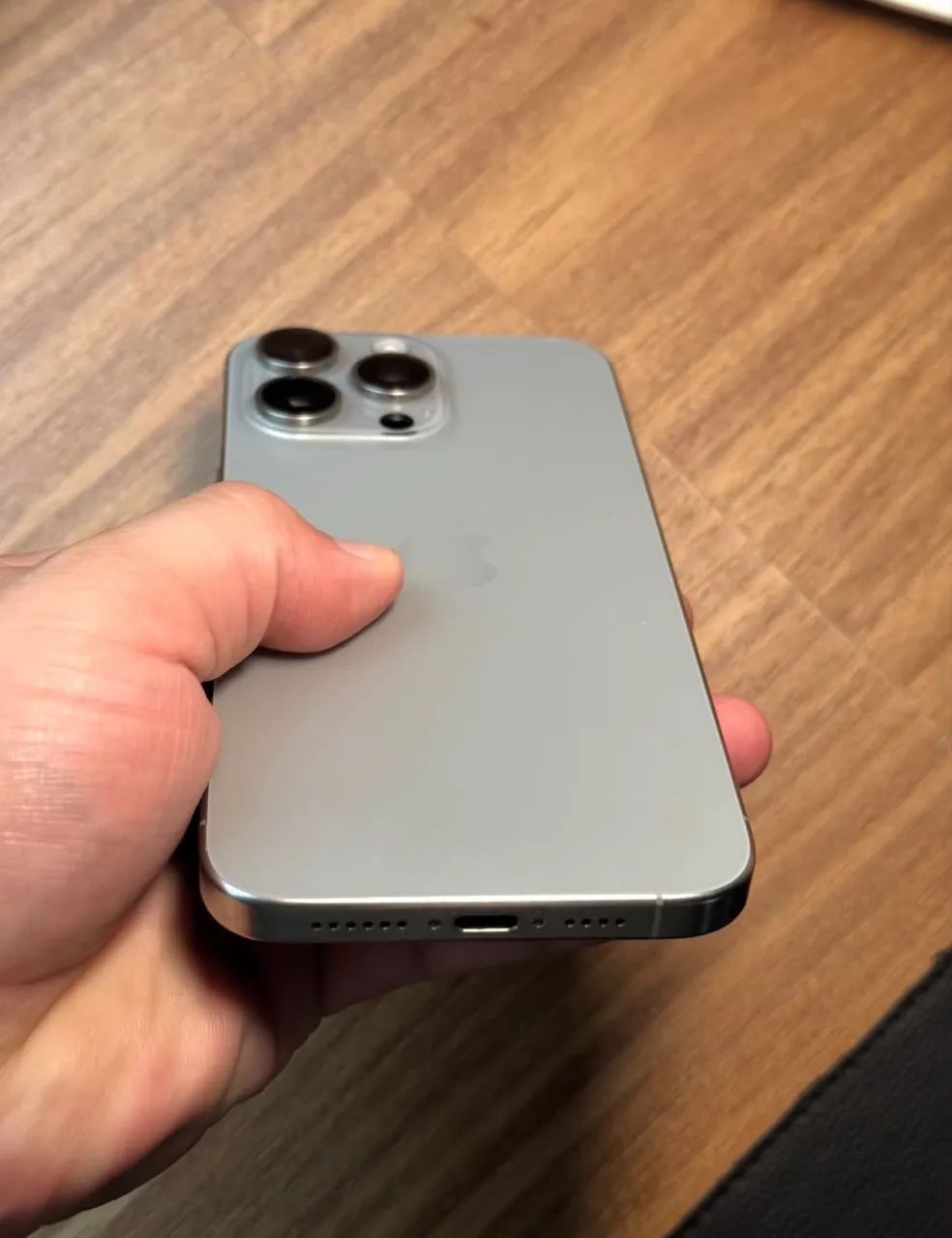 ? iPhone 15 Pro Max 256GB - Peças Originais - Foto 2