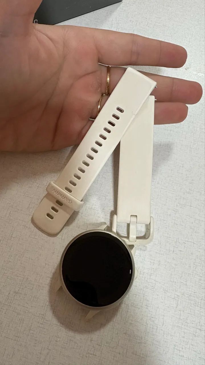 GARMIN VivoActive 6 - 42mm