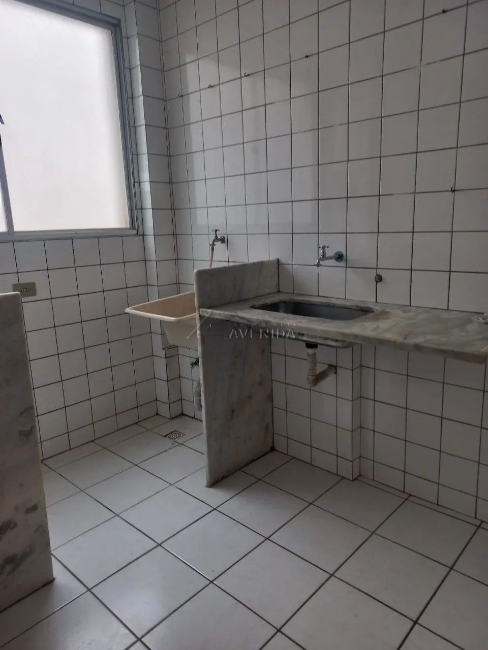 Apartamento para Locação no Edifício Lancaster em Londrina-Pr - Foto 5