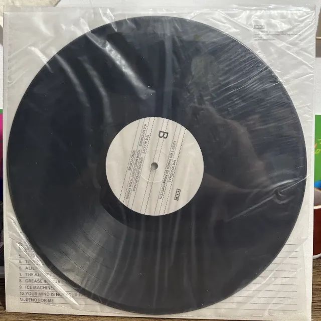 The National - First Two Pages Of Frankenstein (Disco de Vinil) - Foto 3