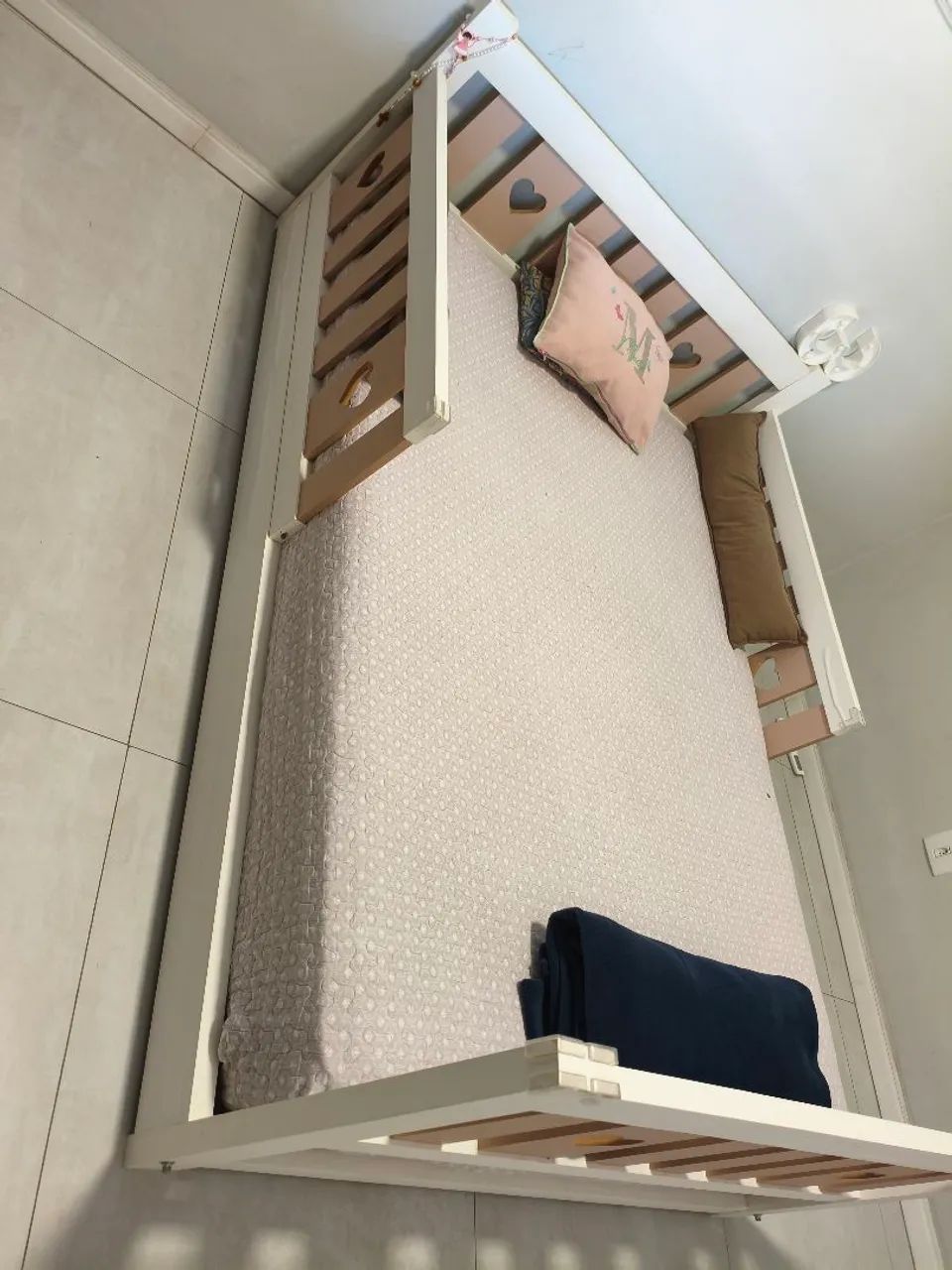 Black Friday - Vende-se cama + colchão  - Foto 3