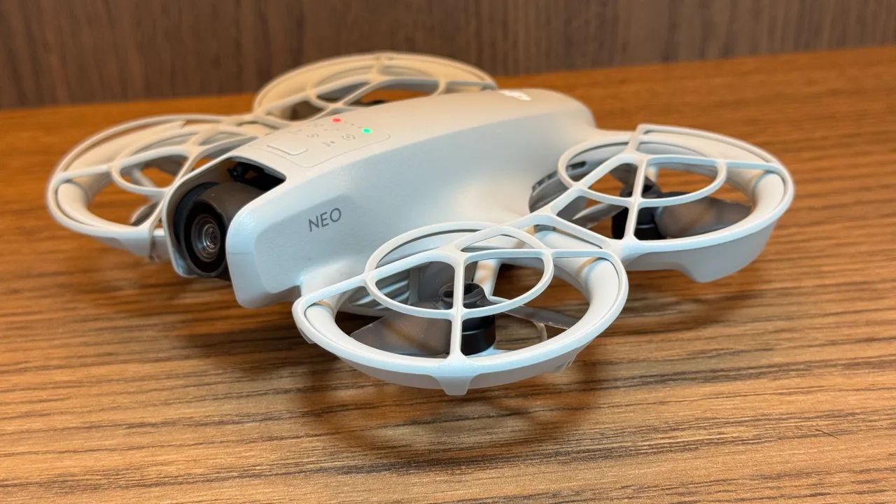 DJI Neo Fly More Completo - 3 baterias + controle + caixa - Foto 2