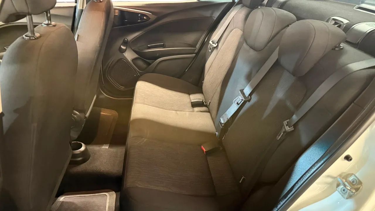 Fiat Cronos 1.3 8V Flex 2022 - Foto 5