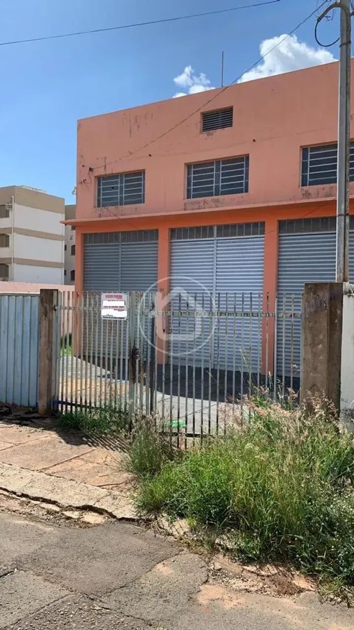 IMPERDÍVEL*** TERRENO COMERCIAL NA RUI BARBOSA.