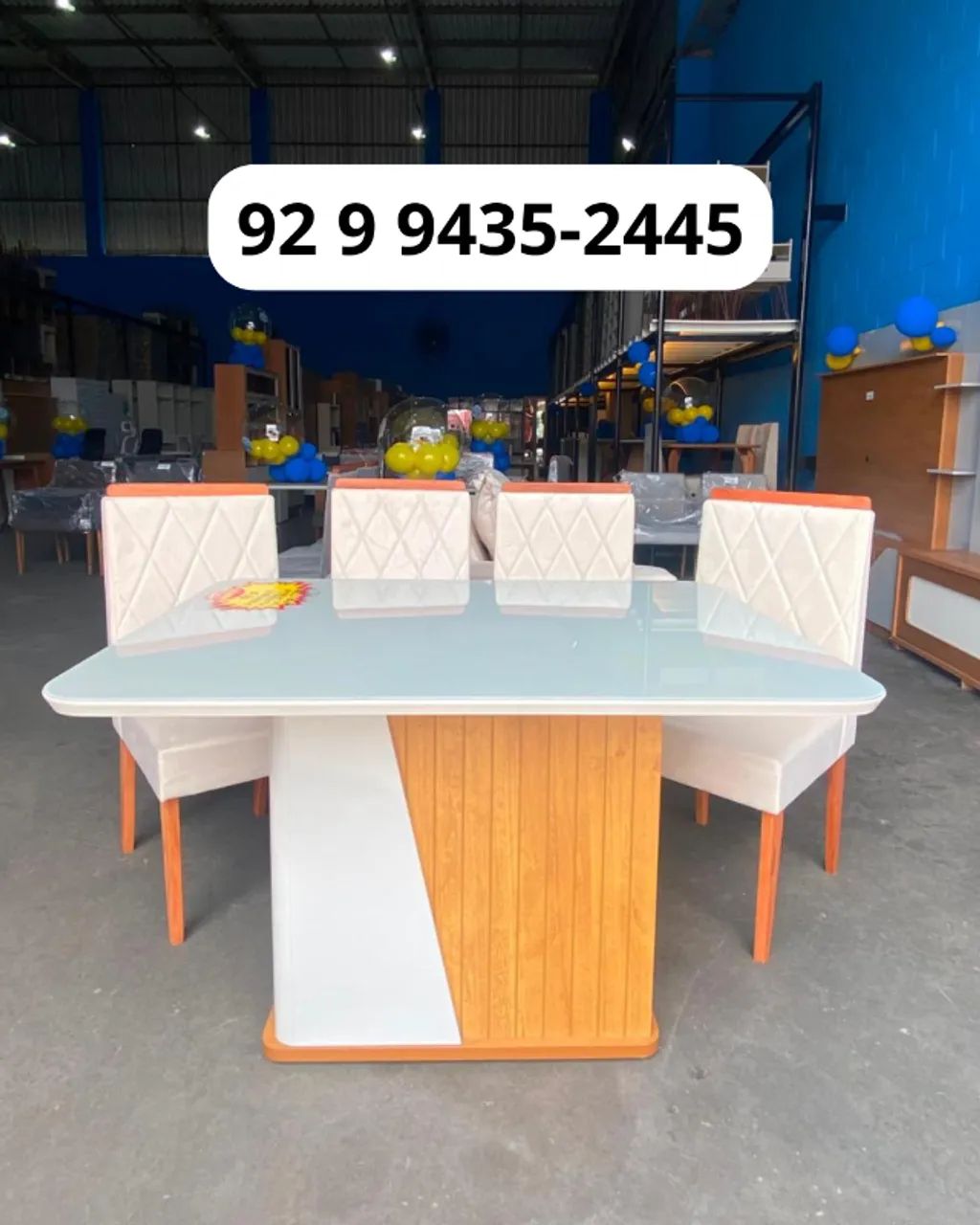 Mesa de Jantar 4 Lugares com Cadeiras Estofadas - R$ 1.799 - Foto 4