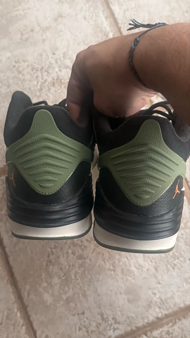 Tênis Nike Air Jordan Max Aura 5 Black - Foto 4