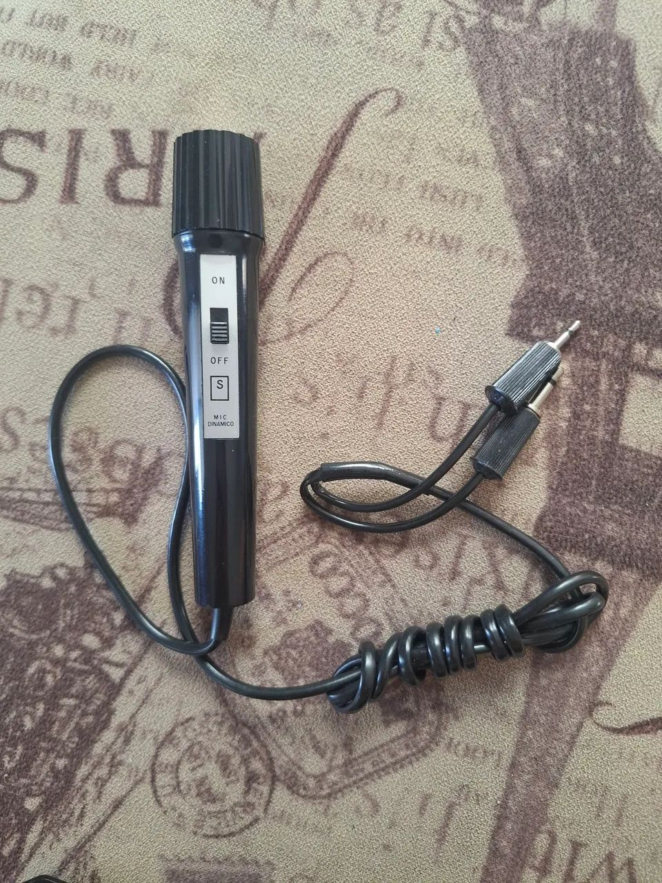 Microfone vintage Gemini AS-540