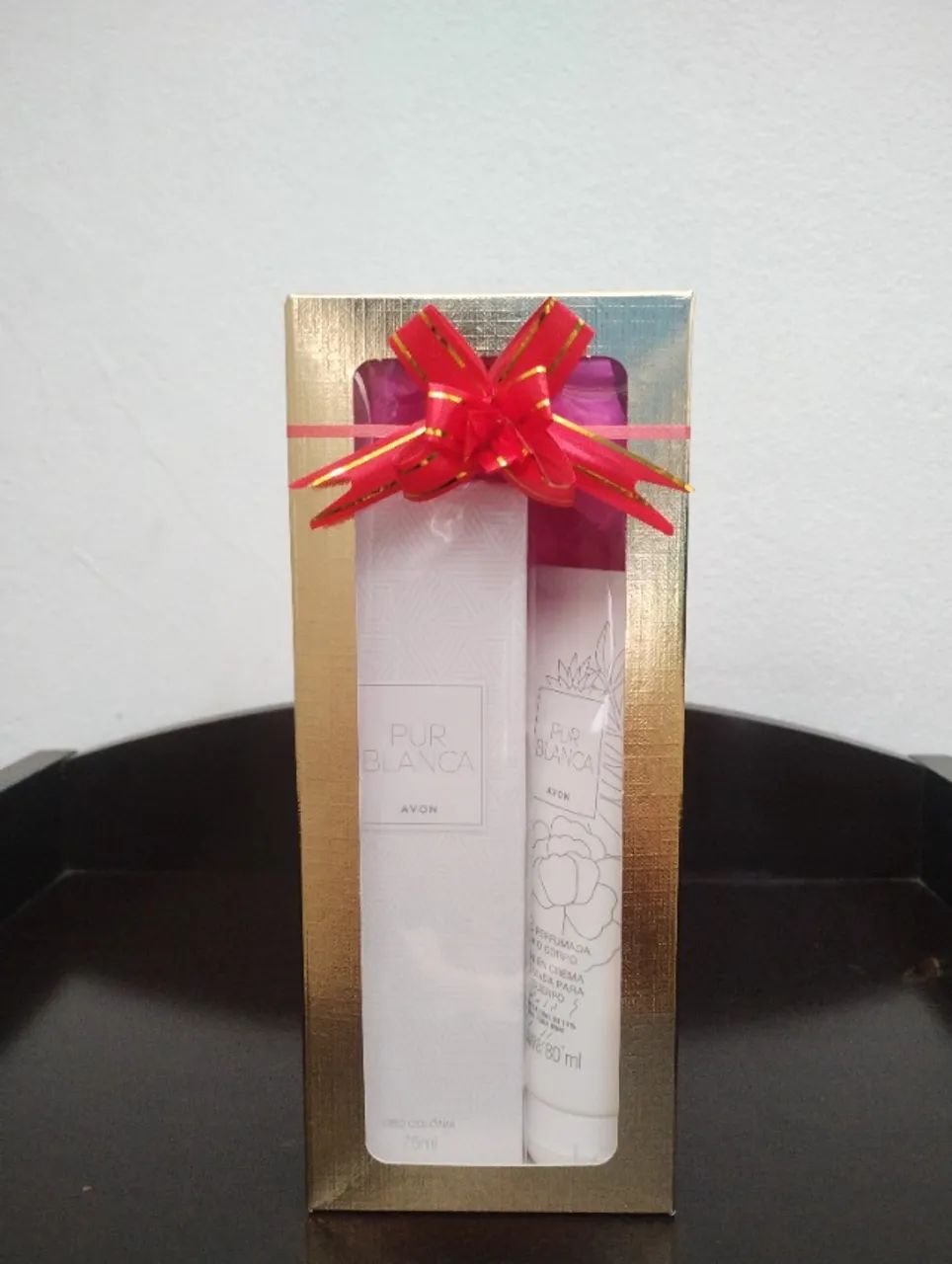 KIT PRESENTE AVON  PERFUME PUR BLANCA  75ML + LOÇÃO PERFUMADA  - R$ 59,90 CADA - Foto 5