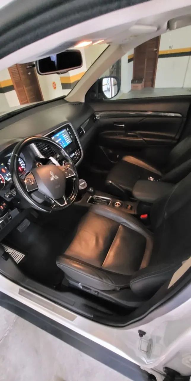 Mitsubishi Outlander 3.0/ GT 3.0 V6 Aut. 2016 - Foto 5