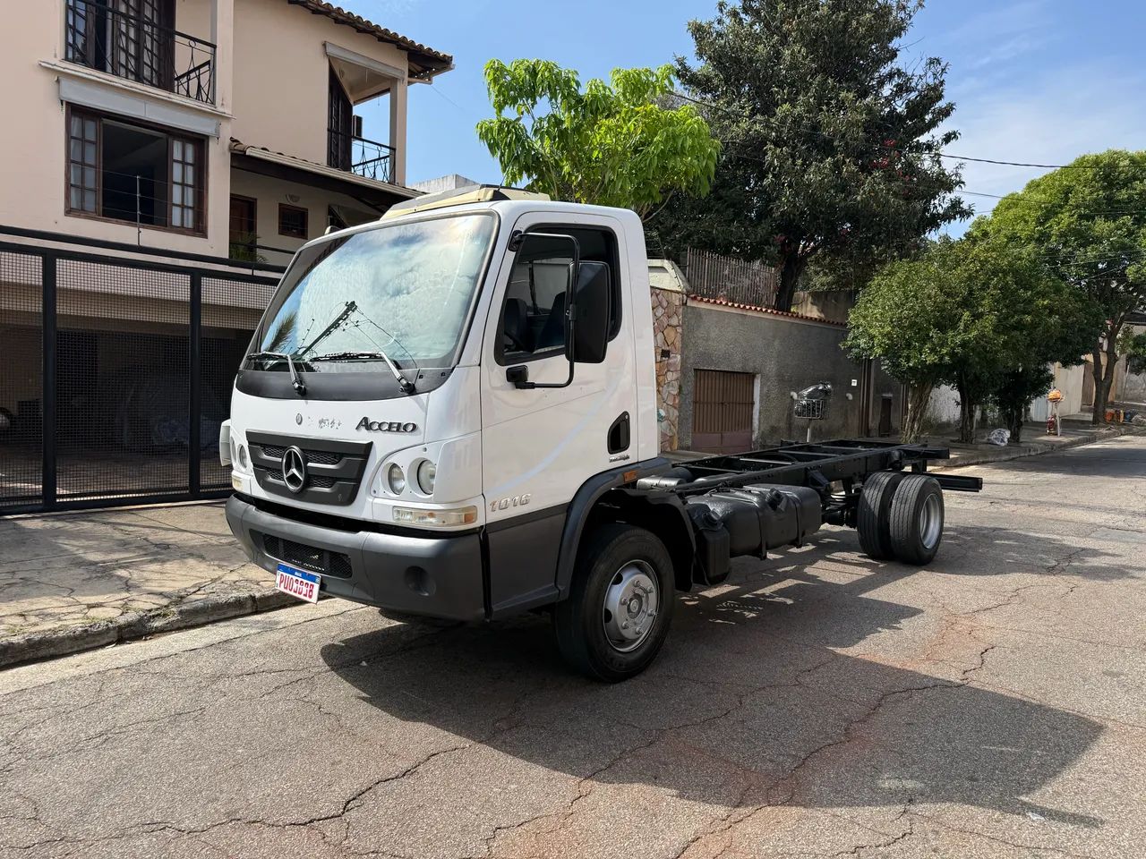 Mercedes Bens Accelo 1016 