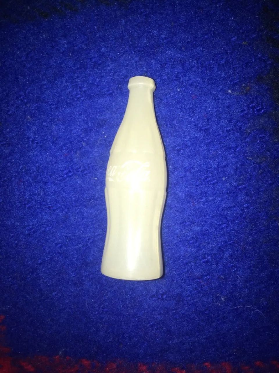 Garrafinha de Coca Cola Década de 80 (brilha no escuro) - Foto 2