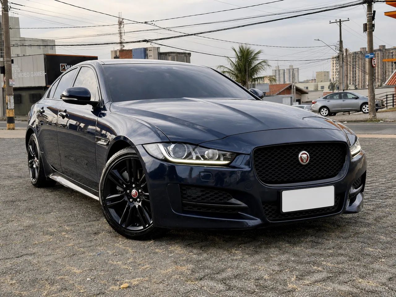 Jaguar XE 2.0 Turboch. R-sport 240/250cv Aut. 2018