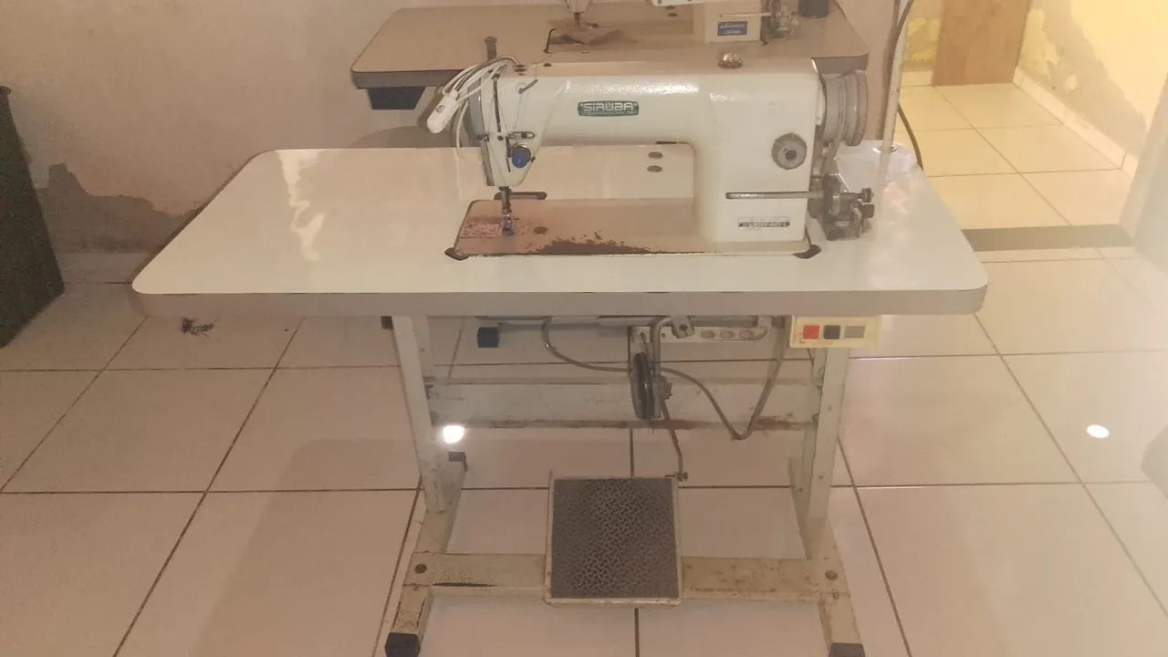 Máquina de costuras