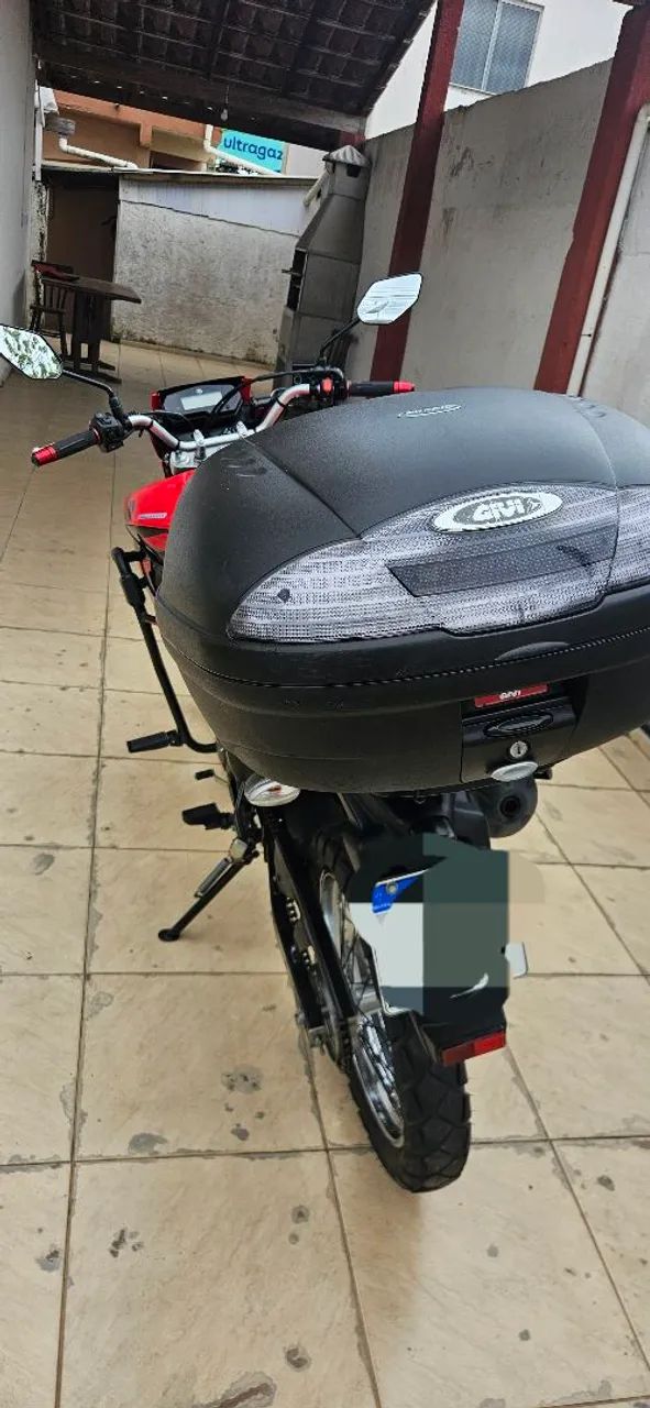 Vendo Lander 2023 com baixo km - Foto 4