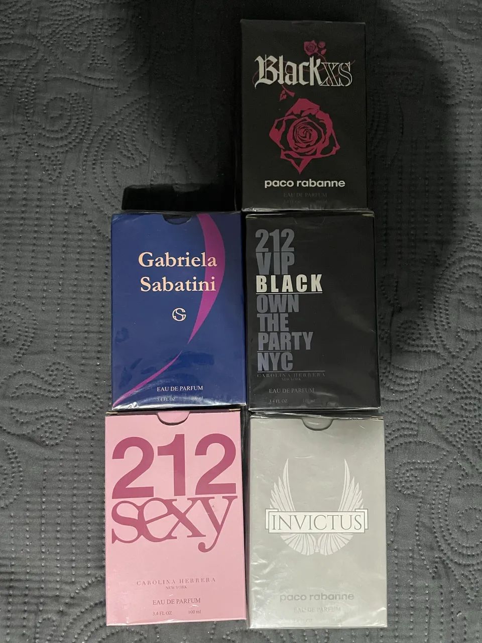 Lote de perfumes (212 VIP Black, Invictus etc)