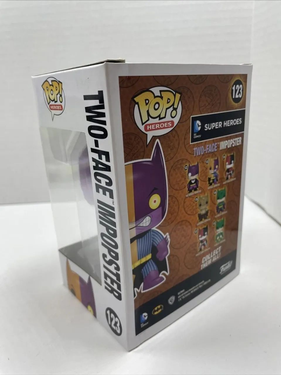 Batman Two-Face Imposter Funko Pop - Foto 3