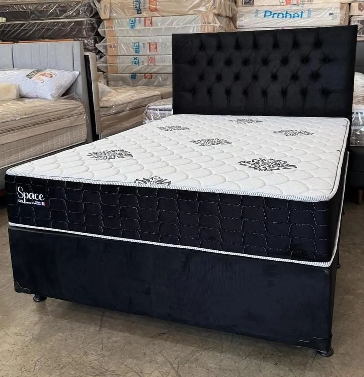 Cama completa king size 