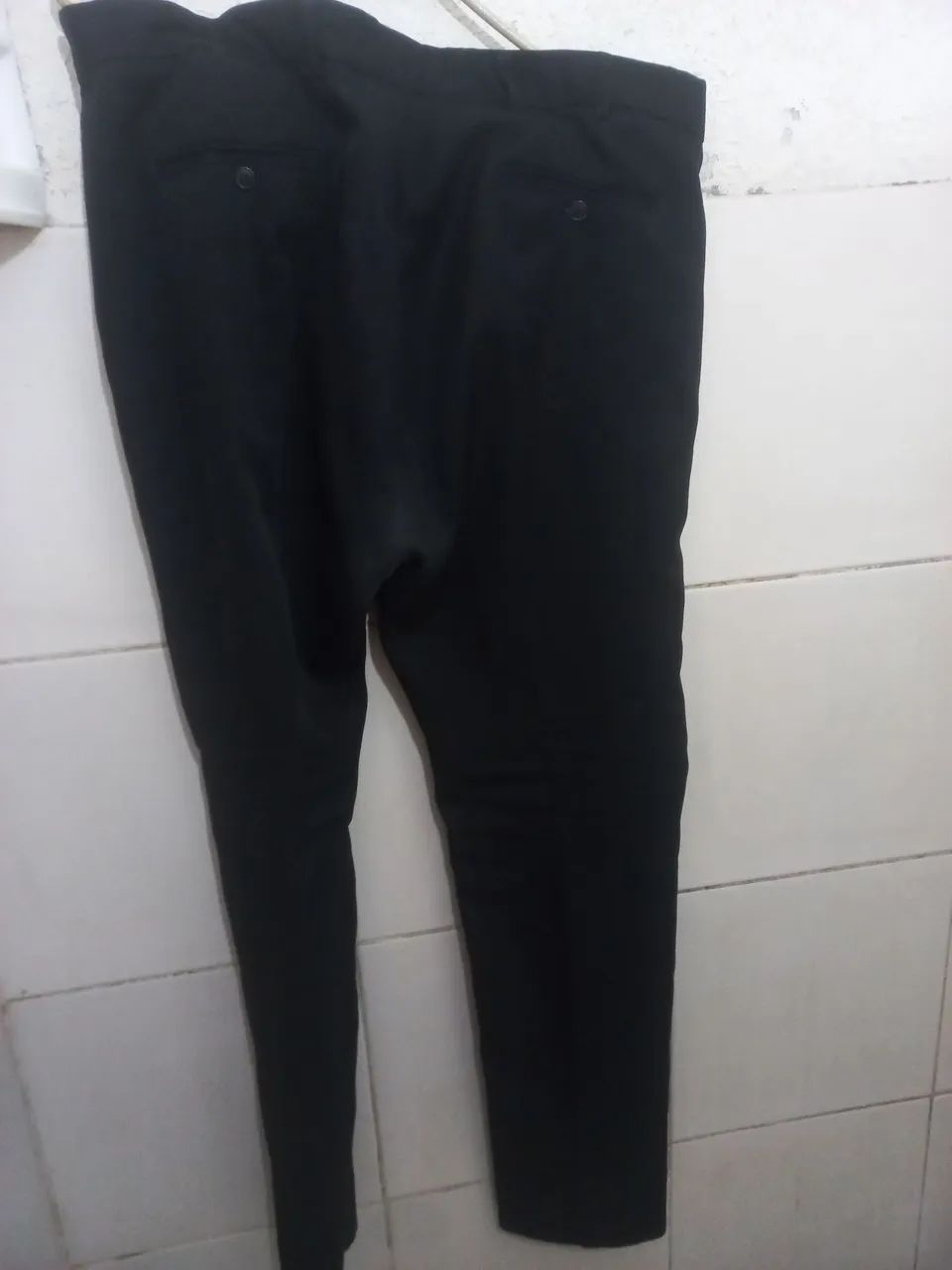 5 calça social Tam. 54 e duas bermudas  - Foto 2