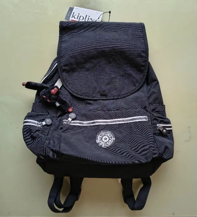 Mochila Kipling preta ezra
