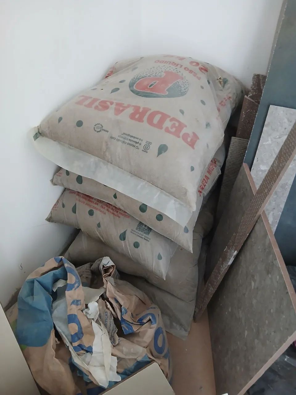 Sacos de areia médio para construção: 5 sacos de 20 Kg (total 100kg)
