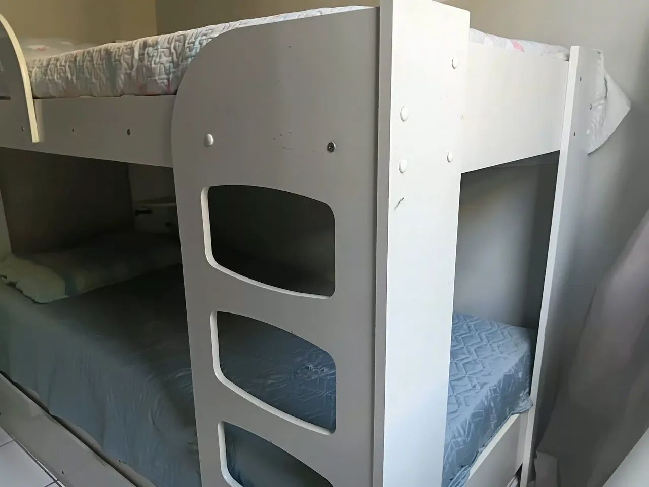 Vendo Cama Triliche Branca  - Foto 4