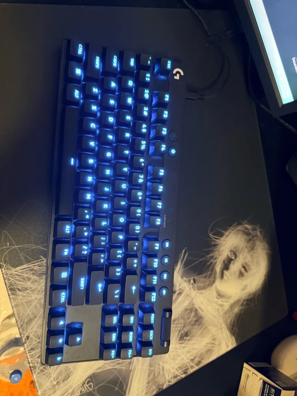 Teclado Logitech pro x tkl Rapid analog 
