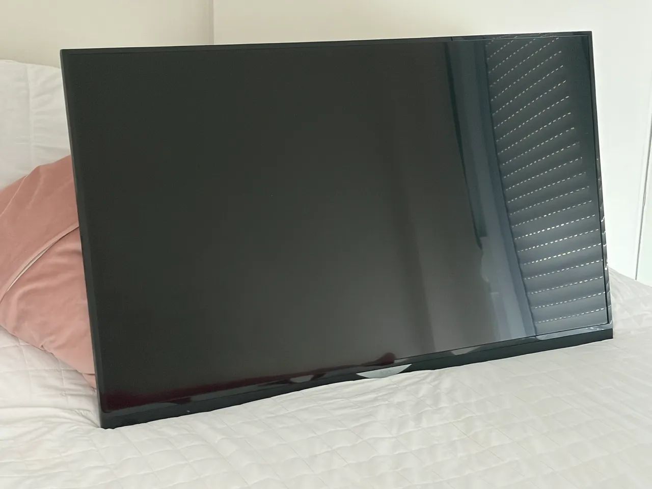 TV semi nova AOC 42 polegadas Full HD