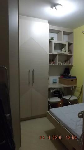 Apartamento 3 dormitórios com móveis planejados no Cabral - Foto 13